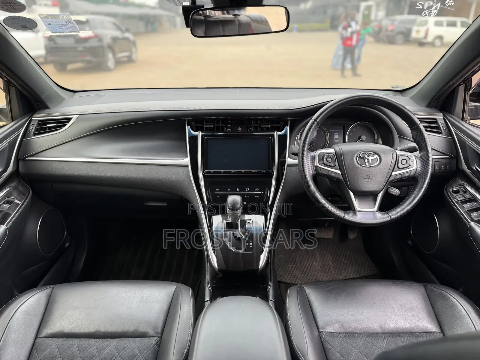 Toyota Harrier 2.0 2019 Black