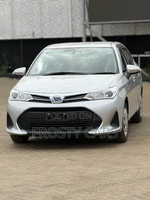 Toyota Axio 1.5 Hybrid G 2WD 2019 Silver