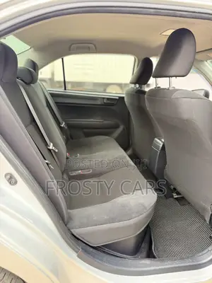 Toyota Axio 1.5 Hybrid G 2WD 2019 Silver