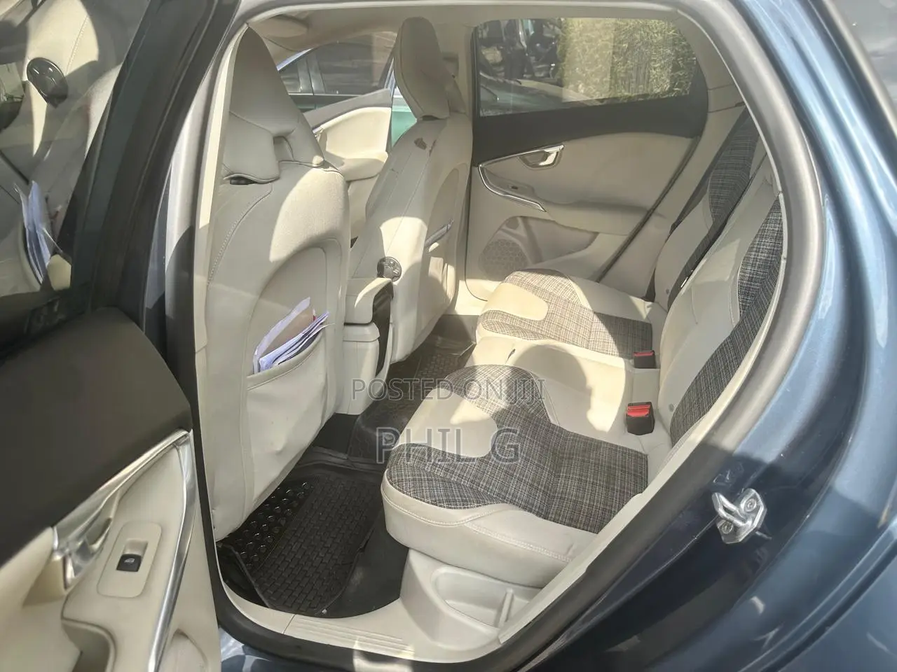 Volvo V40 2018 Blue