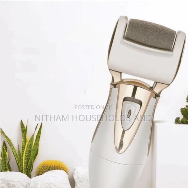 Electric Callus Remover - thumbnail 2
