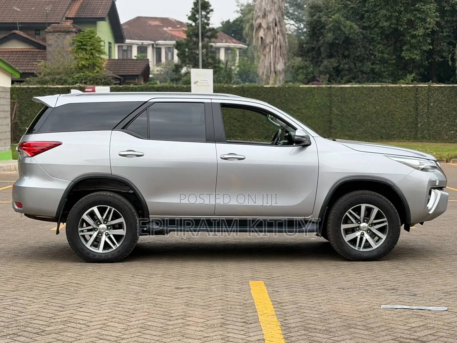 Toyota Fortuner 2019 Silver