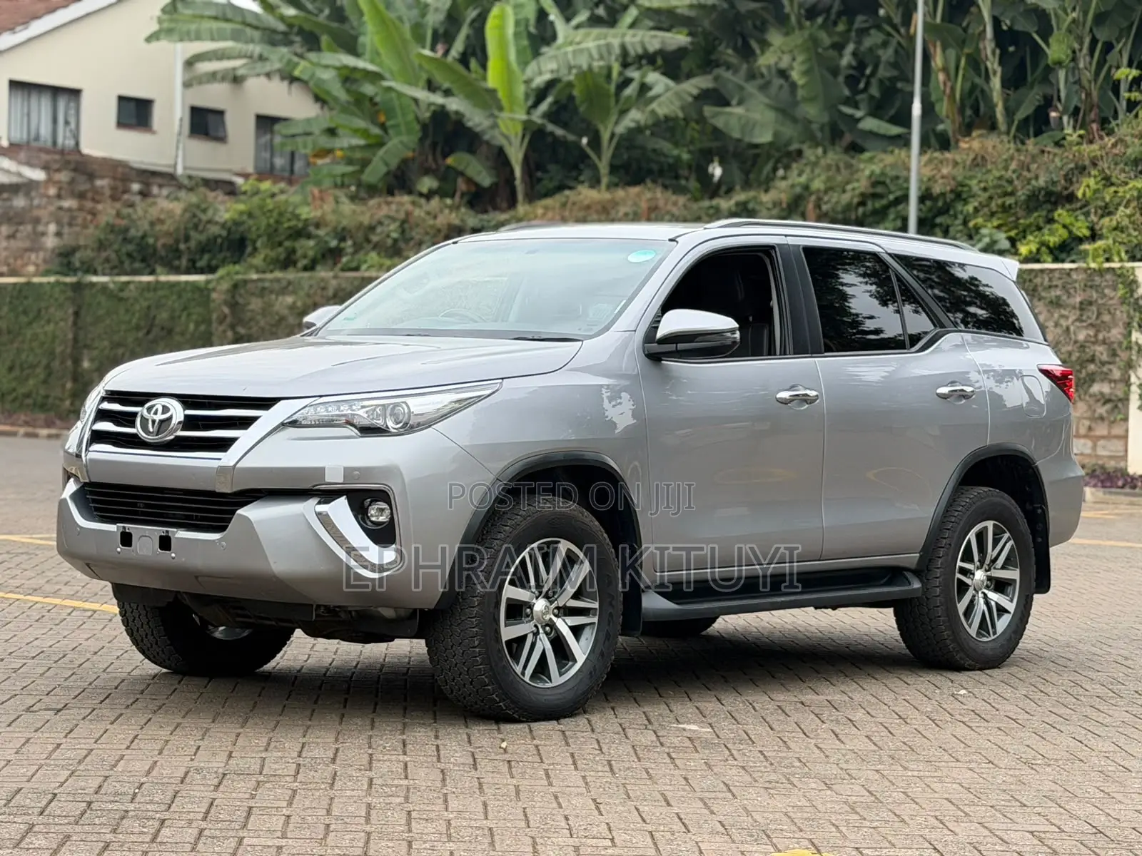 Toyota Fortuner 2019 Silver