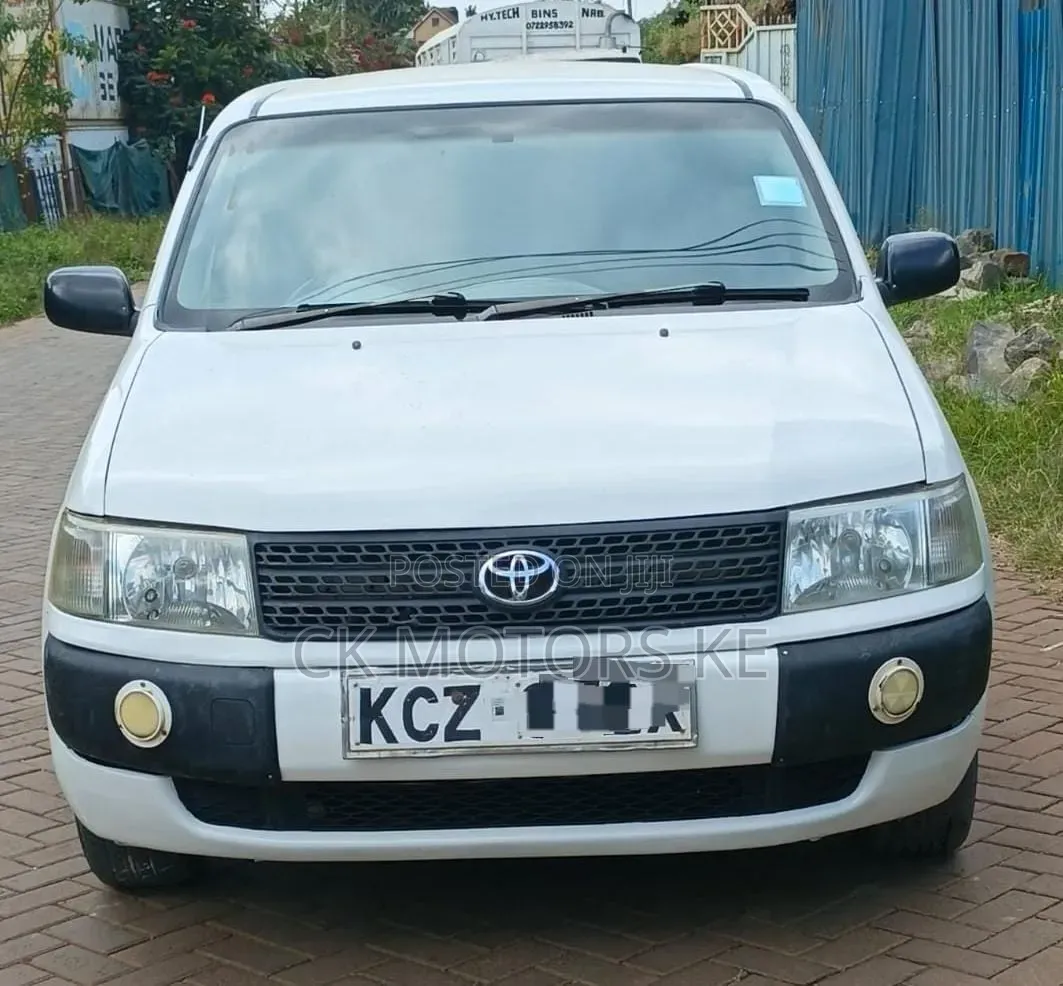 Toyota Probox 2013 White