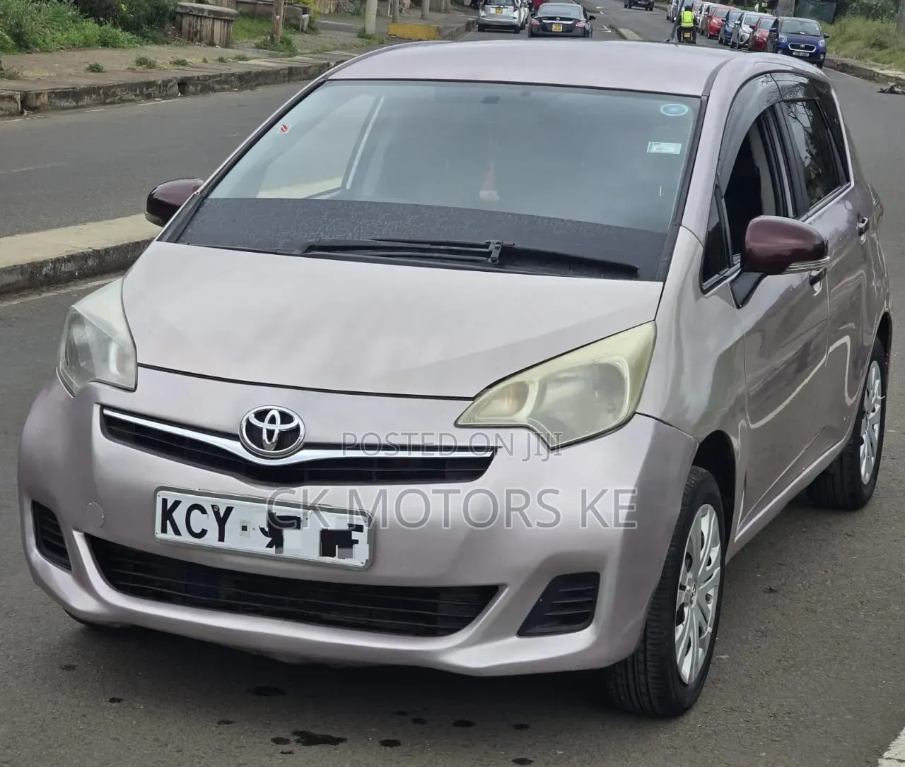Toyota Ractis 2013 Purple
