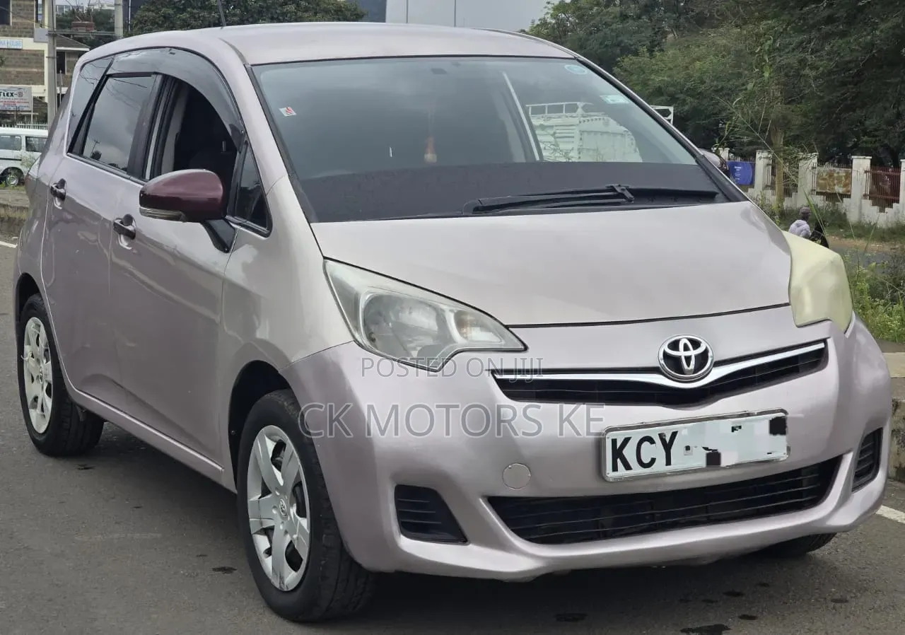 Toyota Ractis 2013 Purple