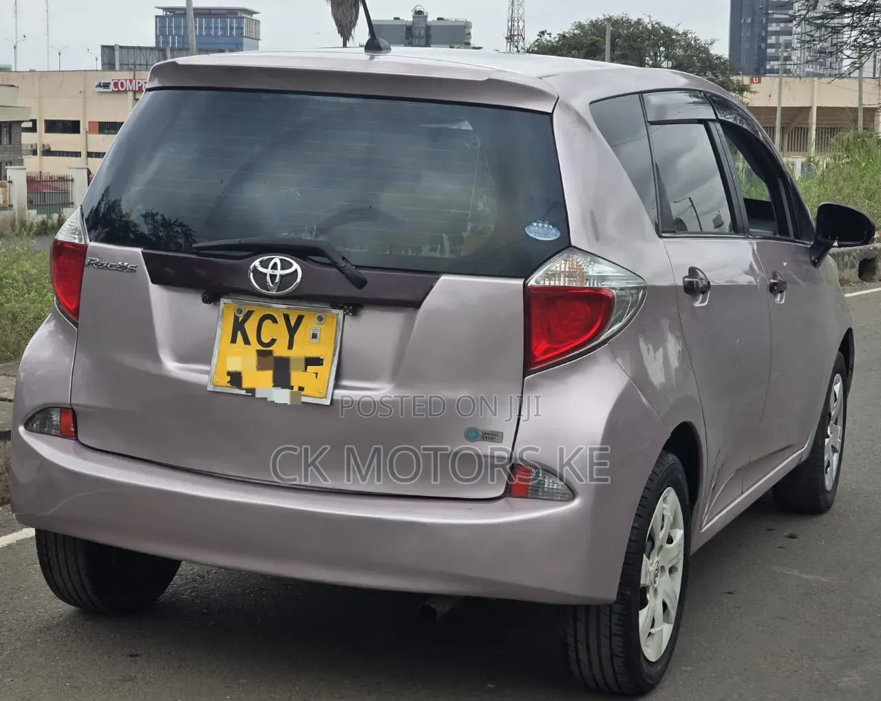 Toyota Ractis 2013 Purple