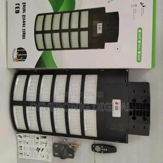 *3600w Solar Street Light + Pole - thumbnail 2