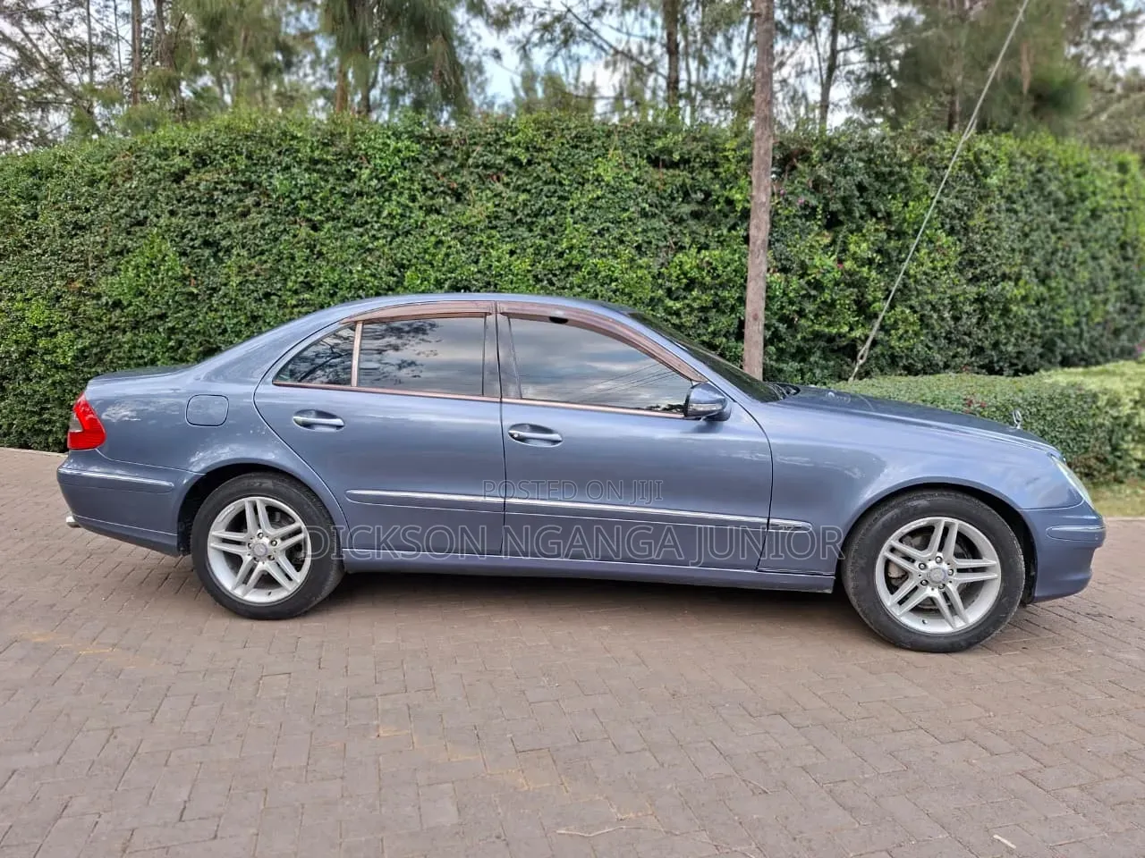 Mercedes-Benz E240 2002 Blue