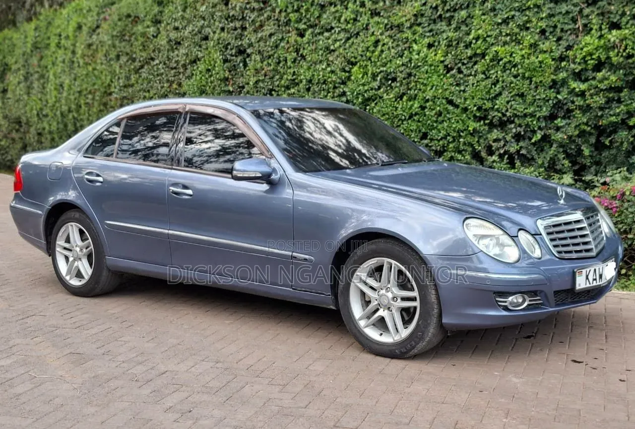 Mercedes-Benz E240 2002 Blue