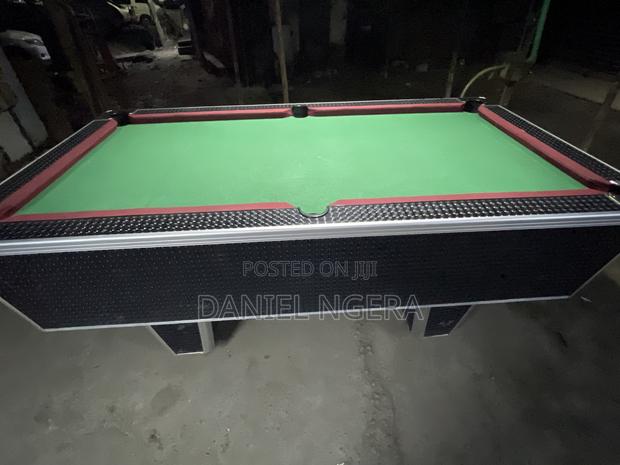 Pool Table - thumbnail 2