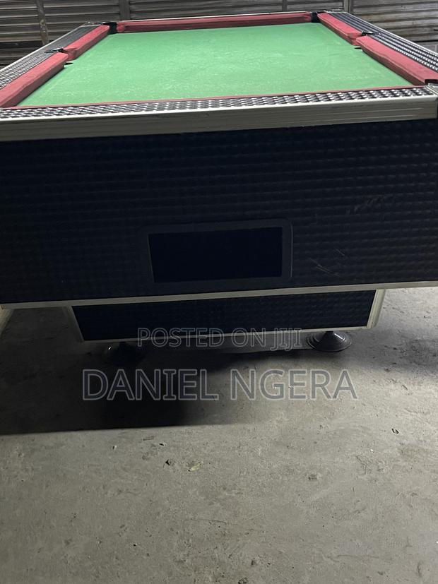 Pool Table - thumbnail 8