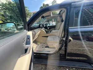 Toyota Land Cruiser 2018 Black