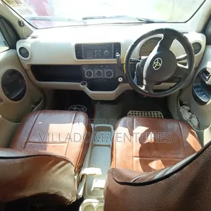 Toyota Passo 2013 Silver