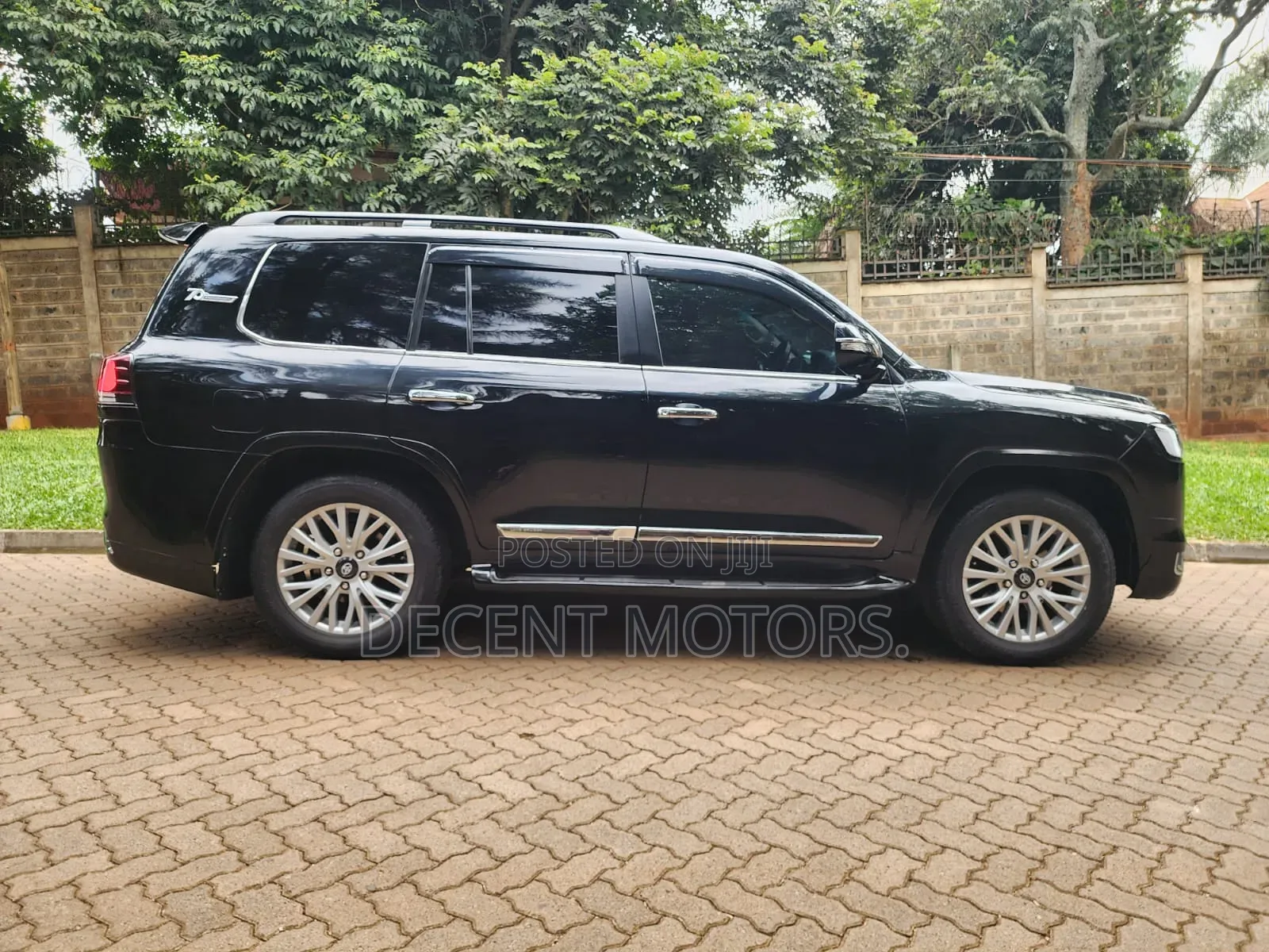Toyota Land Cruiser 2018 Black