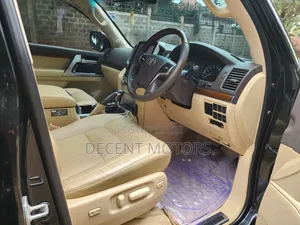 Toyota Land Cruiser 2018 Black