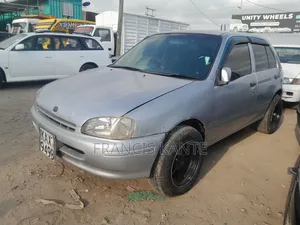 Toyota Starlet 2003 Silver