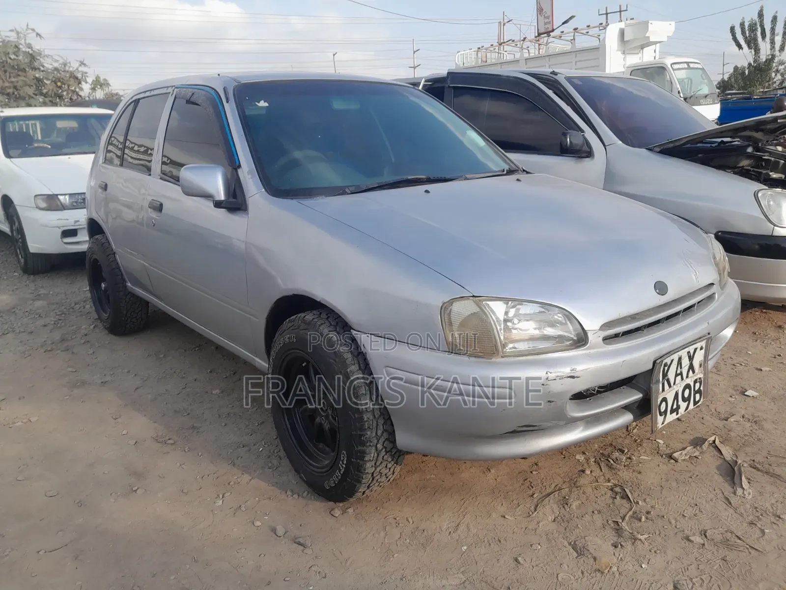 Toyota Starlet 2003 Silver
