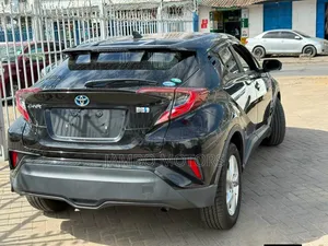 Toyota C-HR LE FWD 2019 Black