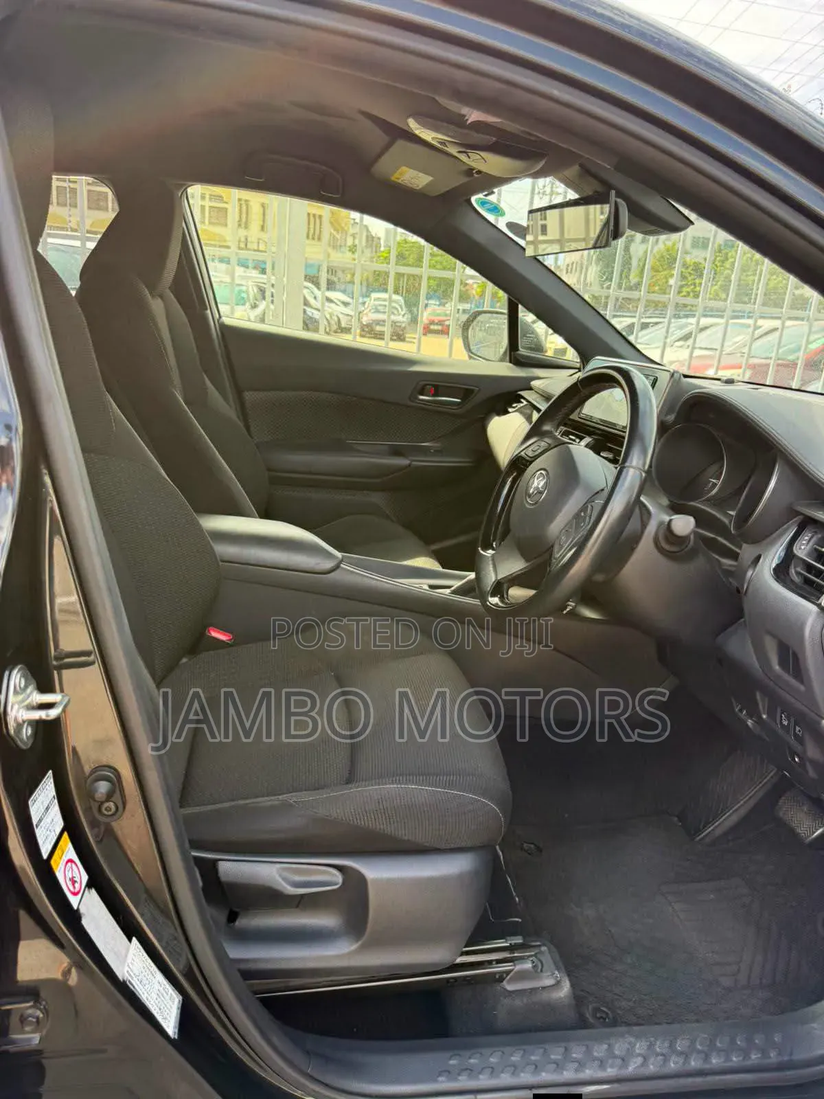 Toyota C-HR LE FWD 2019 Black