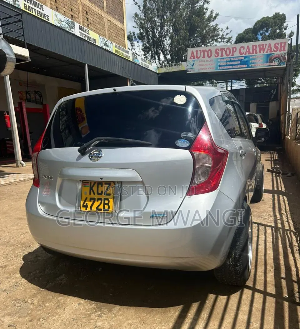 Nissan Note 2013 Silver
