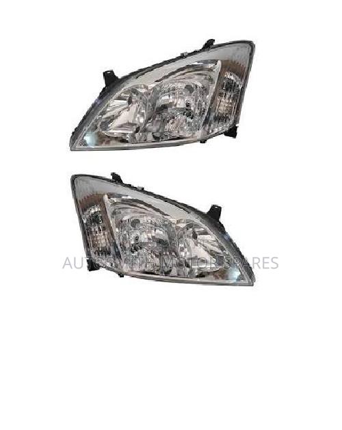 Toyota Runx Head Lamp
