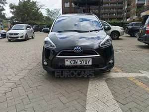 Toyota Sienta 2018 Black