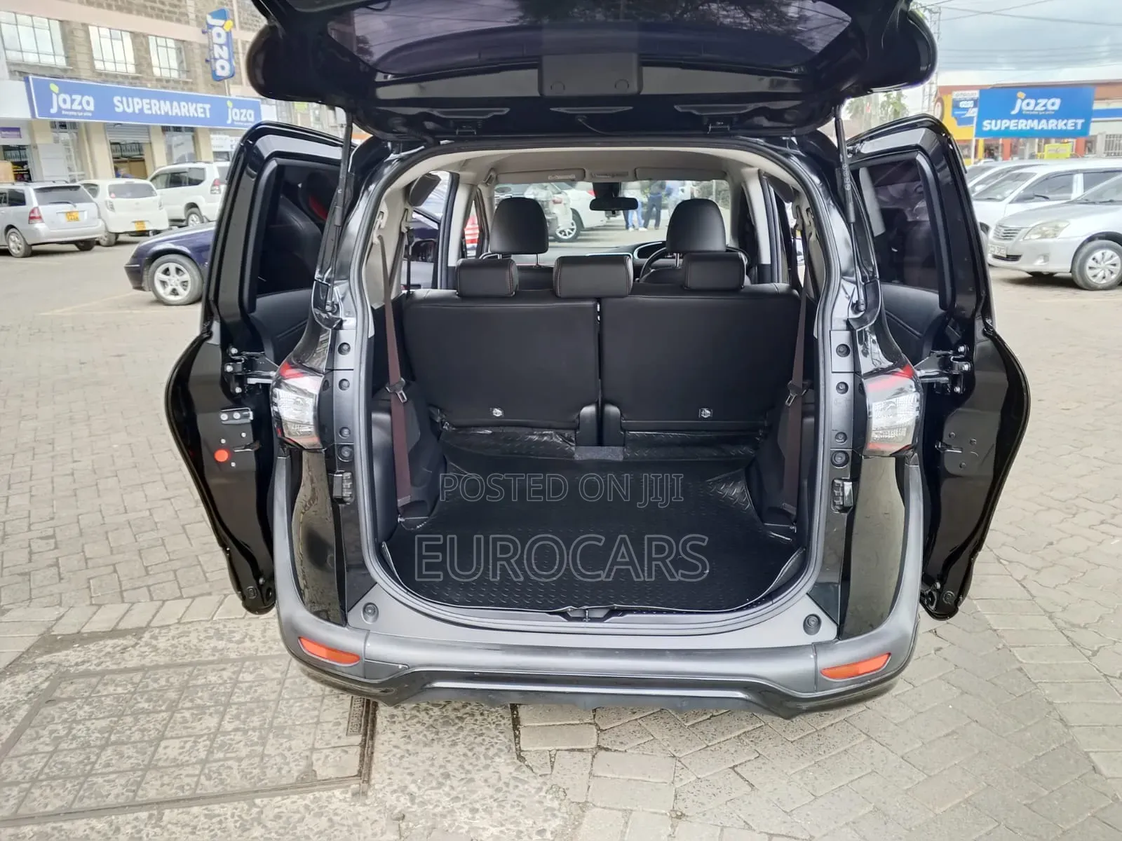 Toyota Sienta 2018 Black