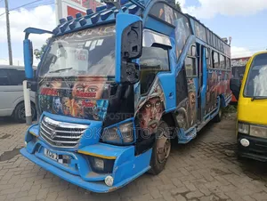 Isuzu NQR 2015 Blue