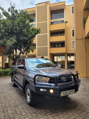 Toyota Hilux Revo Double Cab Deisel 2.4 AWD 2021 Gray