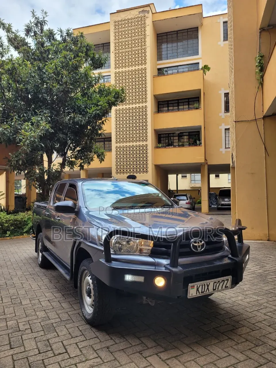 Toyota Hilux Revo Double Cab Deisel 2.4 AWD 2021 Gray