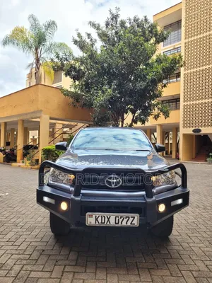Toyota Hilux Revo Double Cab Deisel 2.4 AWD 2021 Gray