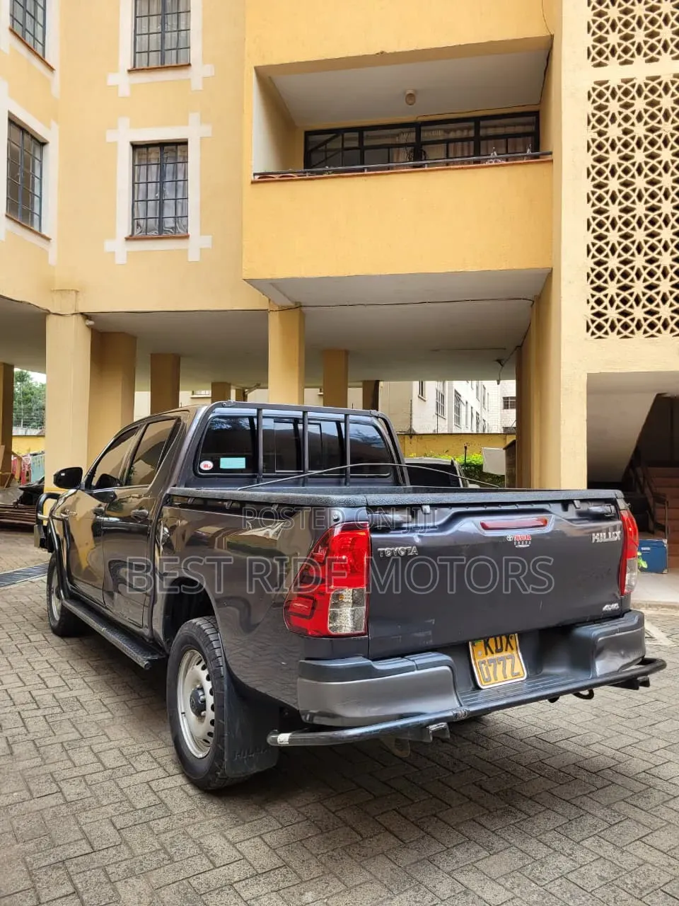 Toyota Hilux Revo Double Cab Deisel 2.4 AWD 2021 Gray