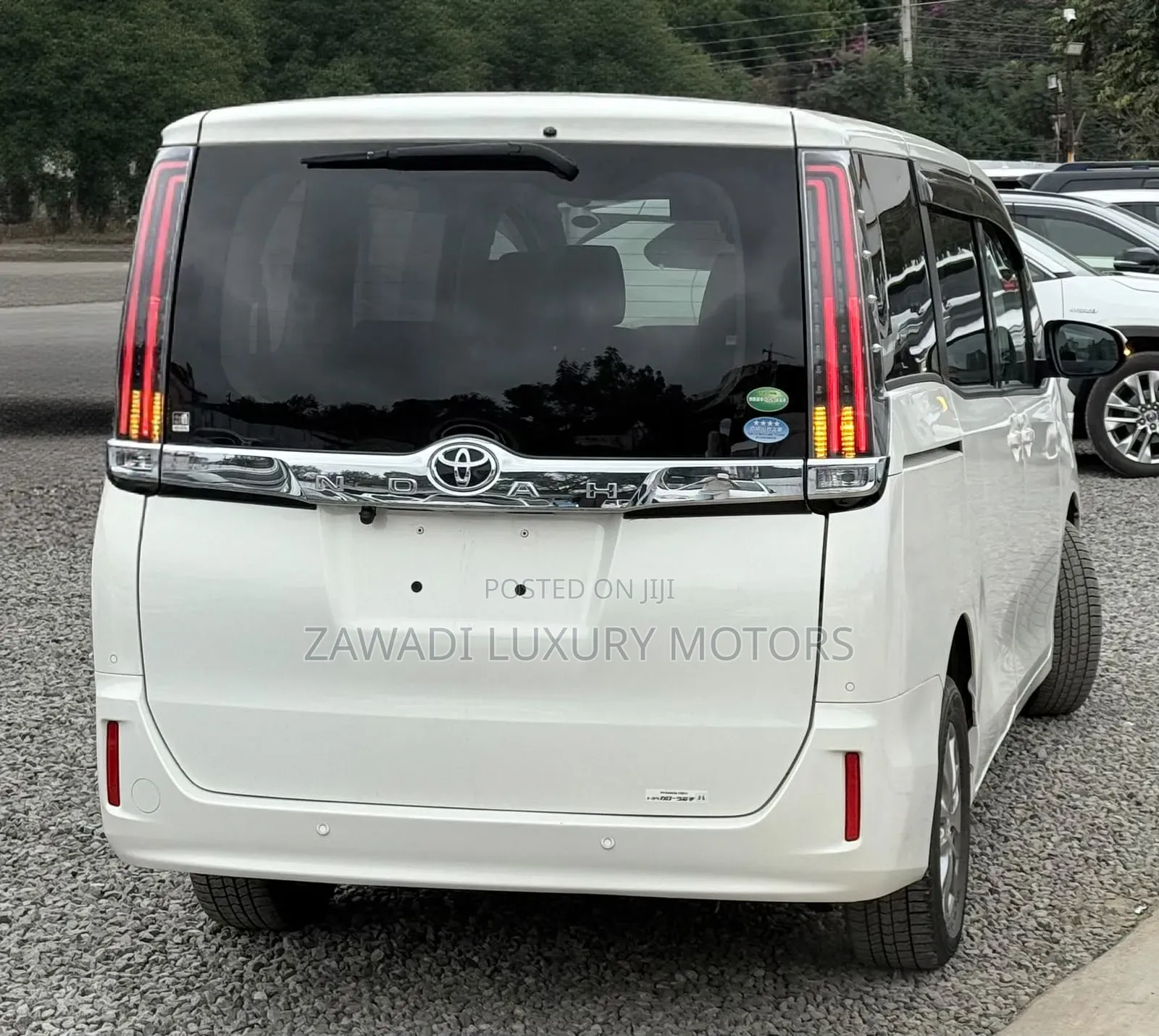Toyota Noah 2019 White