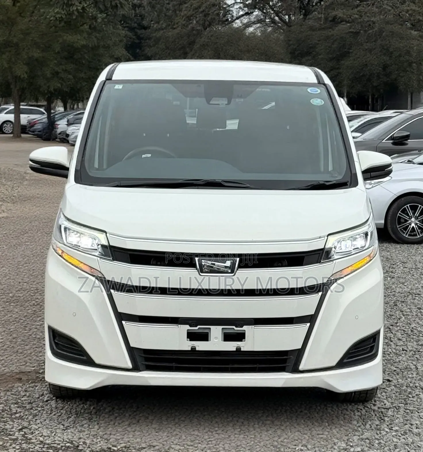 Toyota Noah 2019 White