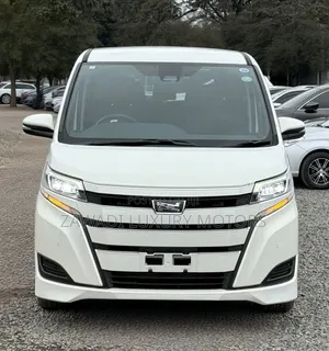 Toyota Noah 2019 White