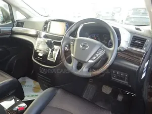 Nissan Elgrand 2019 Brown