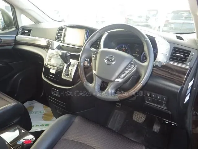 Nissan Elgrand 2019 Brown