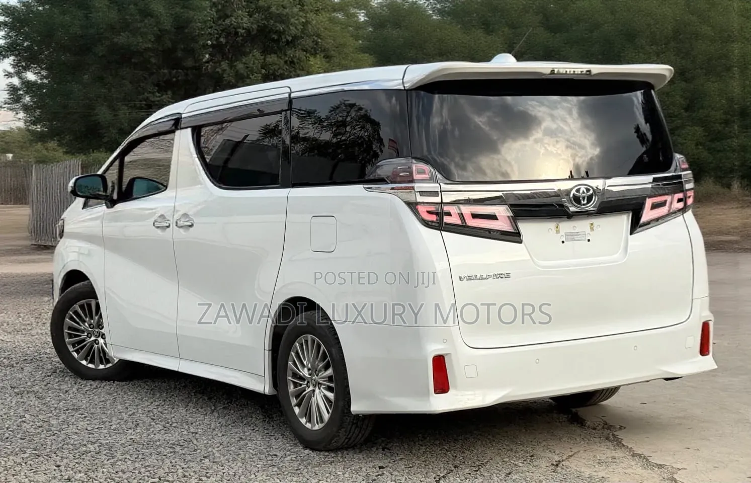 Toyota Vellfire 2019 White