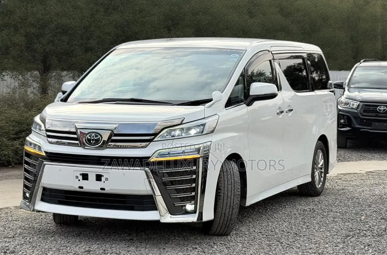 Toyota Vellfire 2019 White