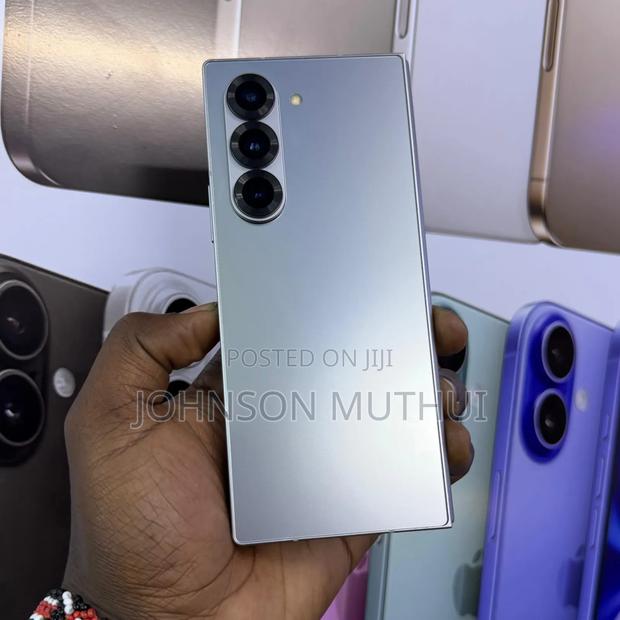 Samsung Galaxy Z Fold6 256 GB Gray - thumbnail 3