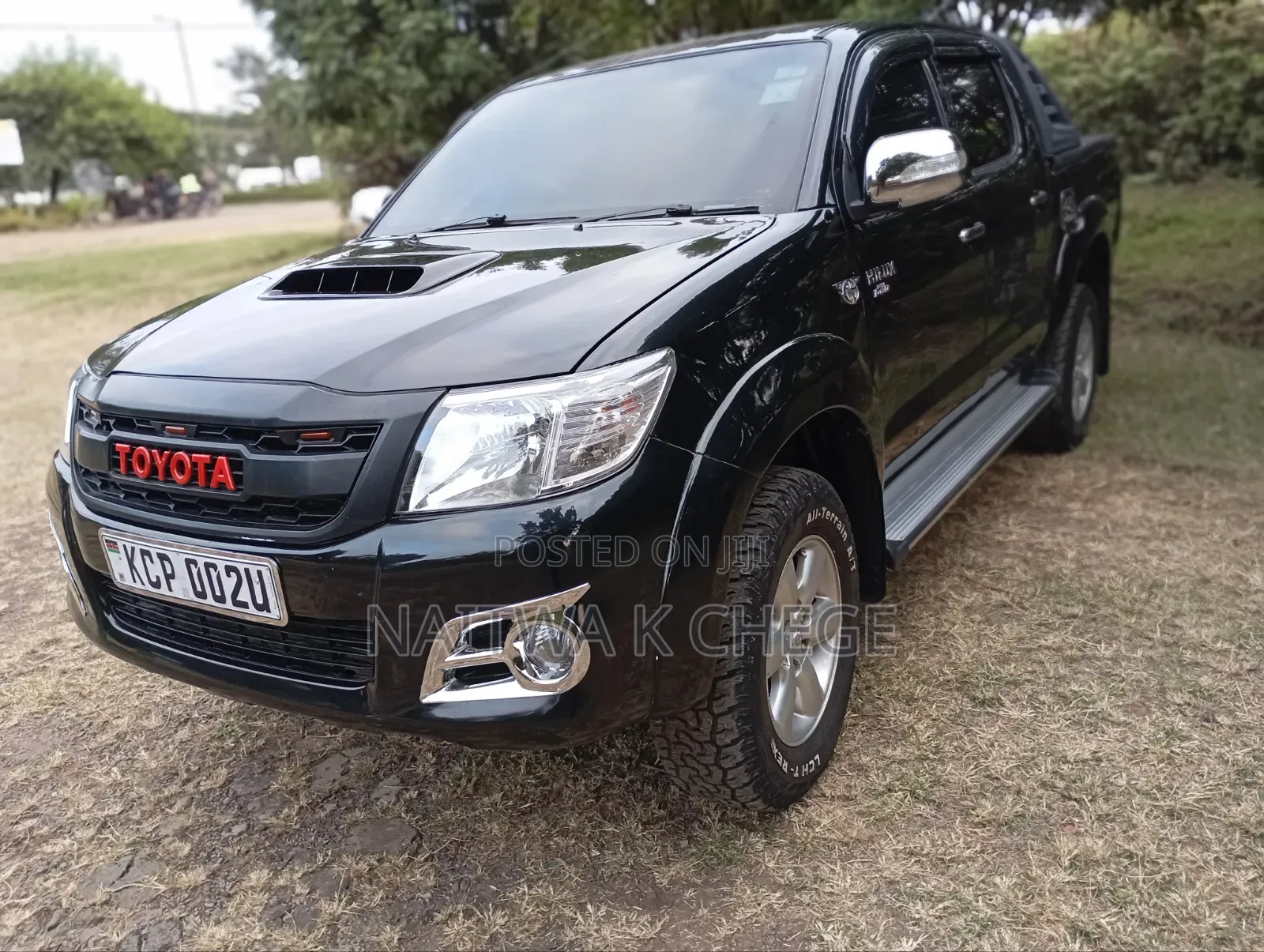 Toyota Hilux 2012 Black