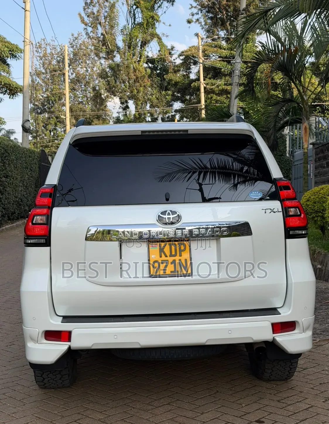 Toyota Land Cruiser Prado 2017 White
