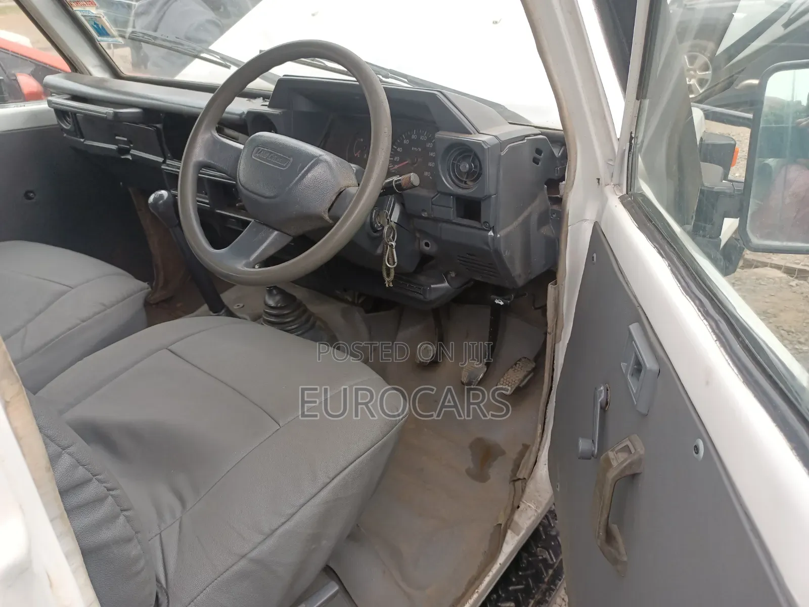 Toyota Land Cruiser 2006 White
