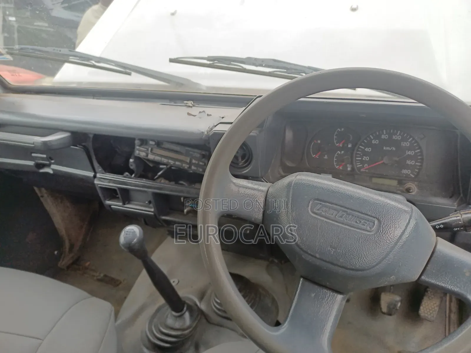 Toyota Land Cruiser 2006 White