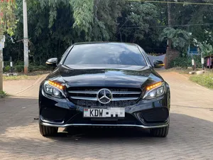 Mercedes-Benz C200 2018 Black