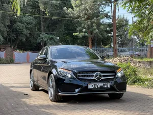 Mercedes-Benz C200 2018 Black