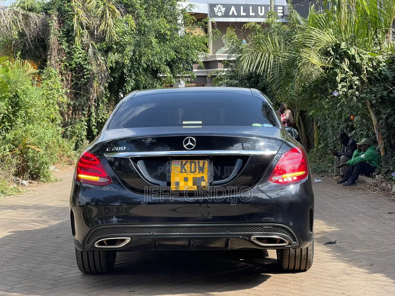 Mercedes-Benz C200 2018 Black