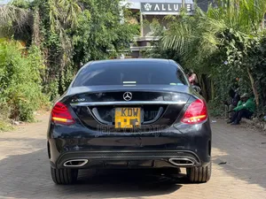 Mercedes-Benz C200 2018 Black