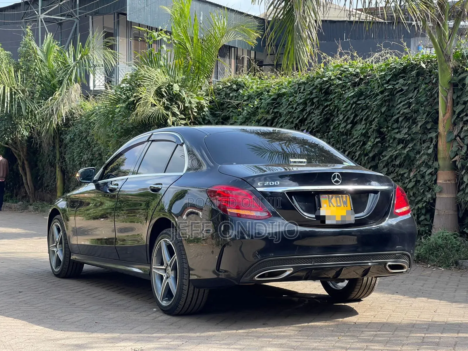Mercedes-Benz C200 2018 Black